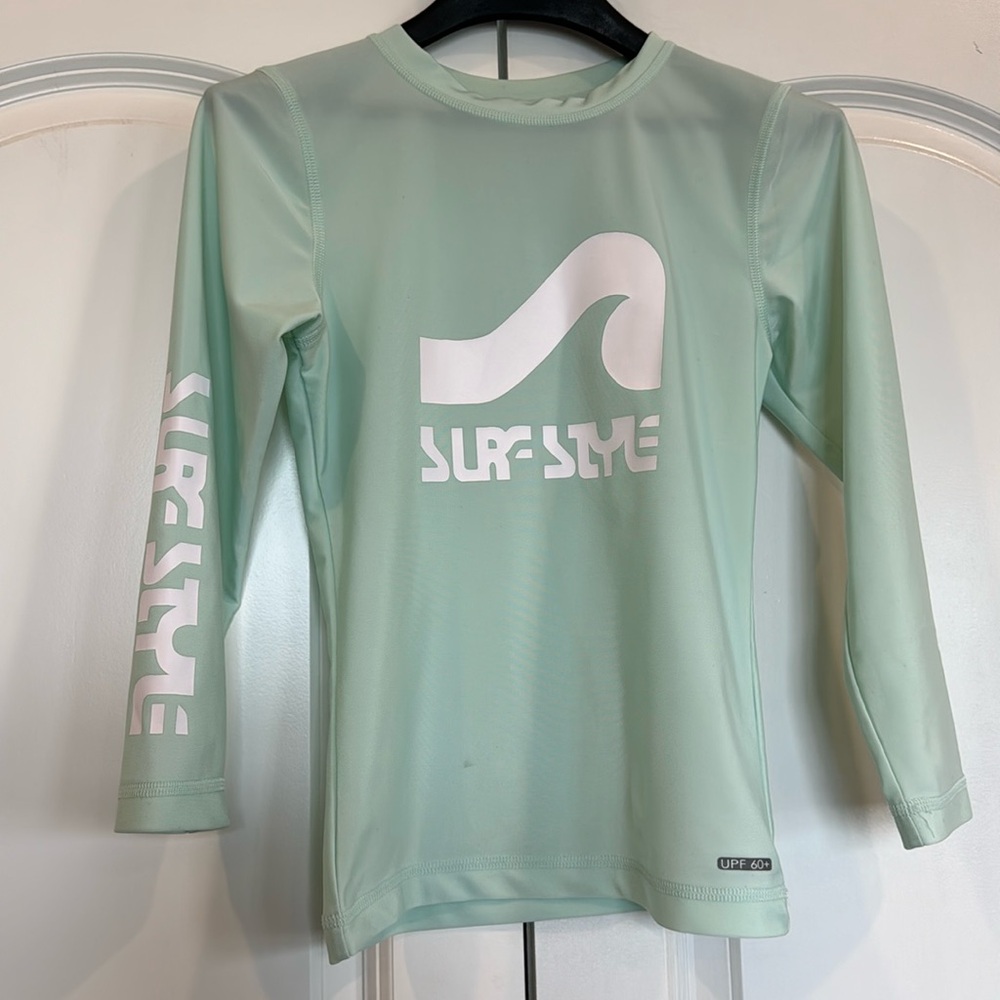 Surf style UPF, 60+ rash guard shirt 6/8